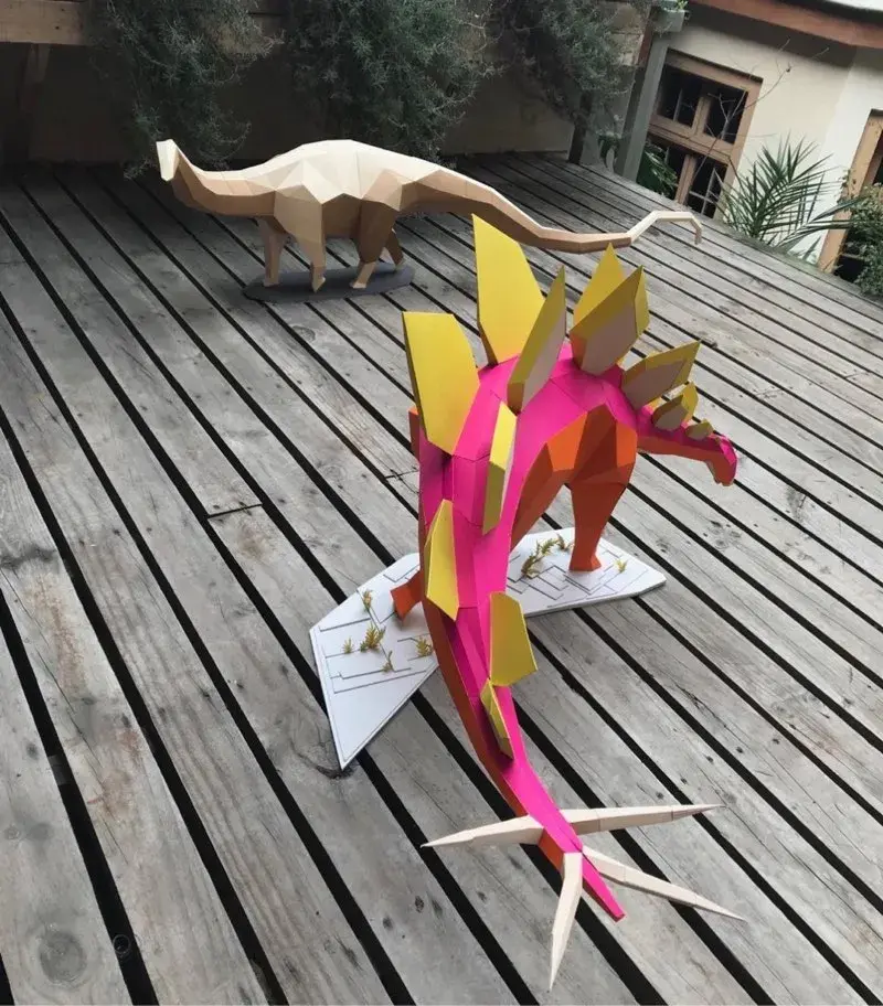 Art papier rencontre dinosaure