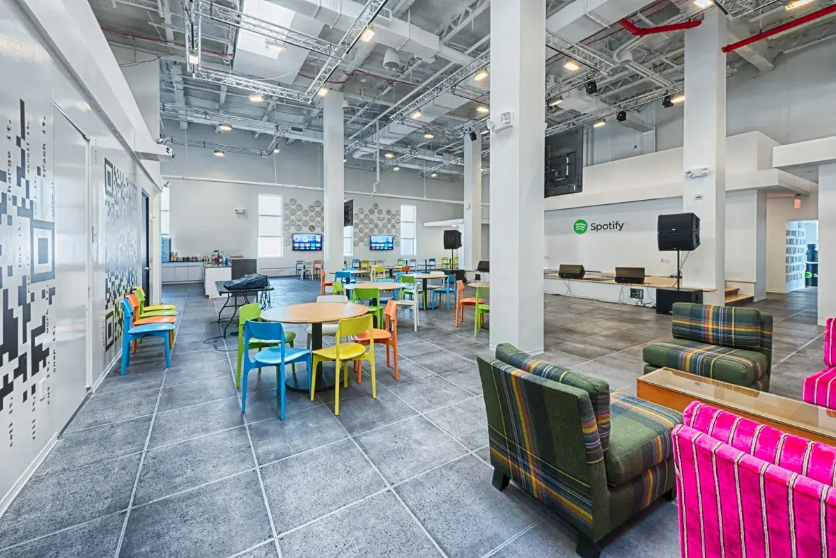 Bdw officelovin bureaux spotify new york