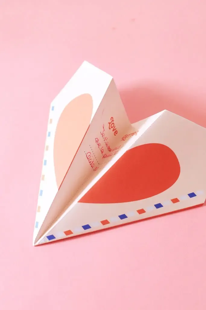 Carte saint valentin originale avion papier lettre