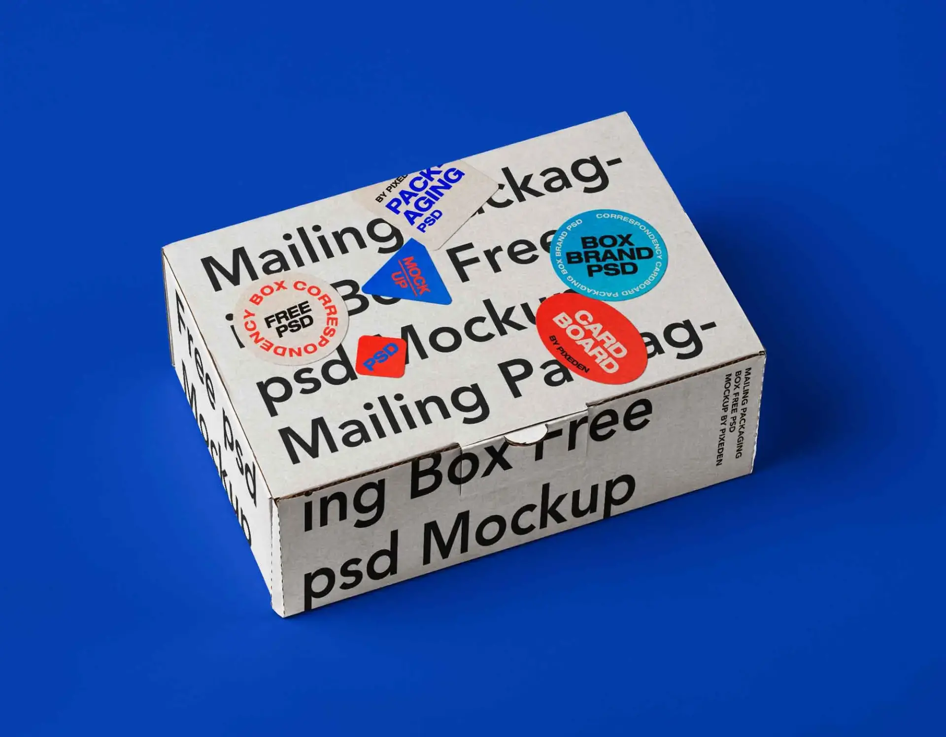 Mockup boite gratuit mail packaging cardboard box
