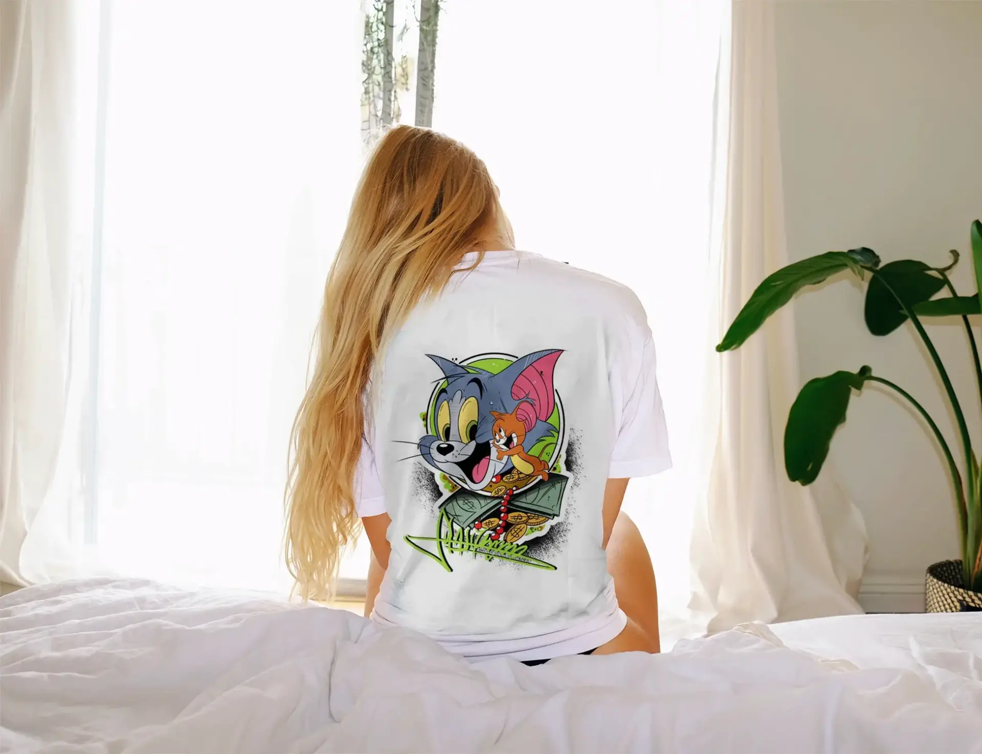 Mockup t shirt gratuit tshirt femme dos