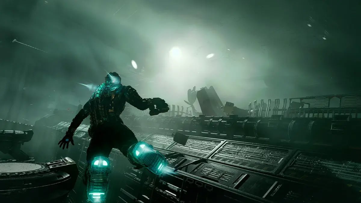 Dead Space : Isaac Clarke vu de dos, la jauge de vie lumineuse intégrée au dos de son armure