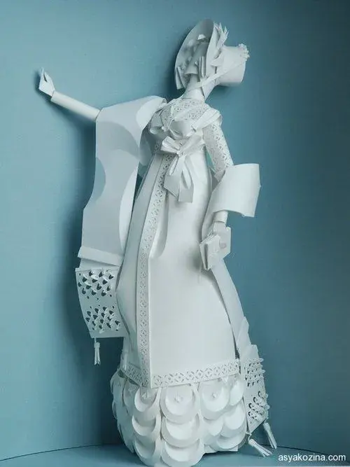 Historical costume from paper par Asya Kozina