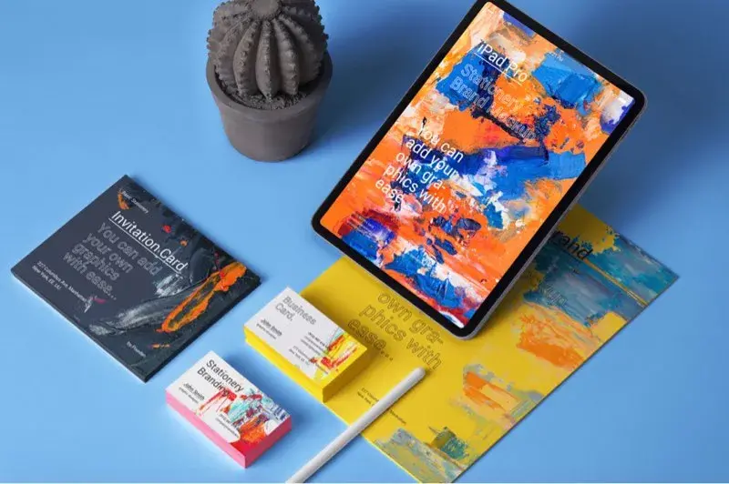 Mockup ipad pro avec documents entreprise
