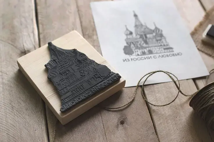 A Set of Linocut Stamps for a Cafe par Alesya Nesolenova